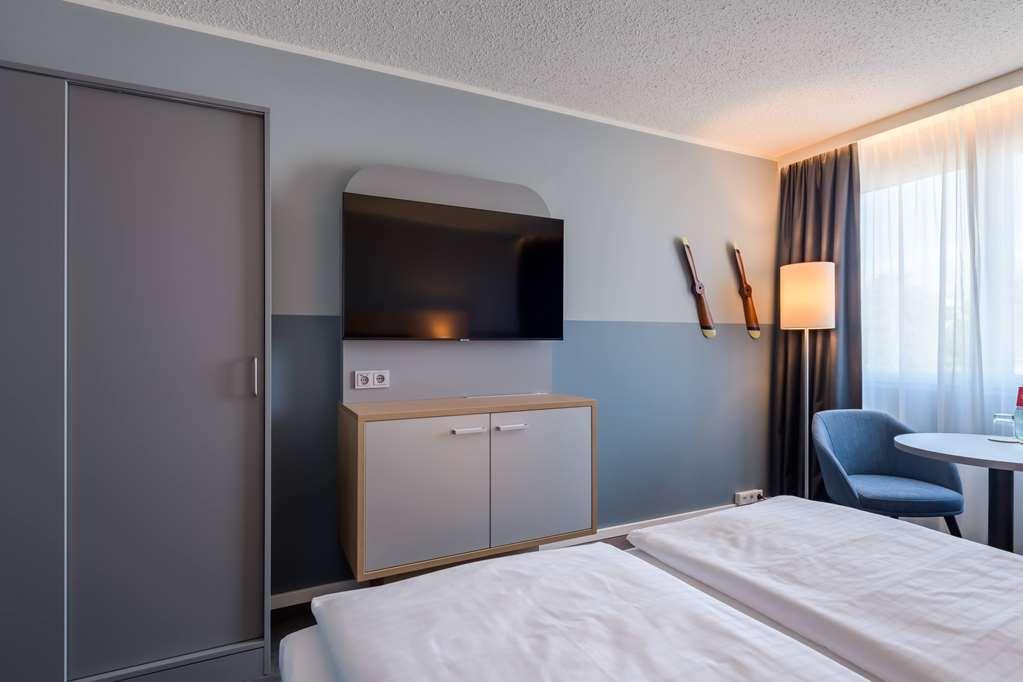 Vienna House Easy By Wyndham Frankfurt Airport Hotel Kelsterbach Bilik gambar