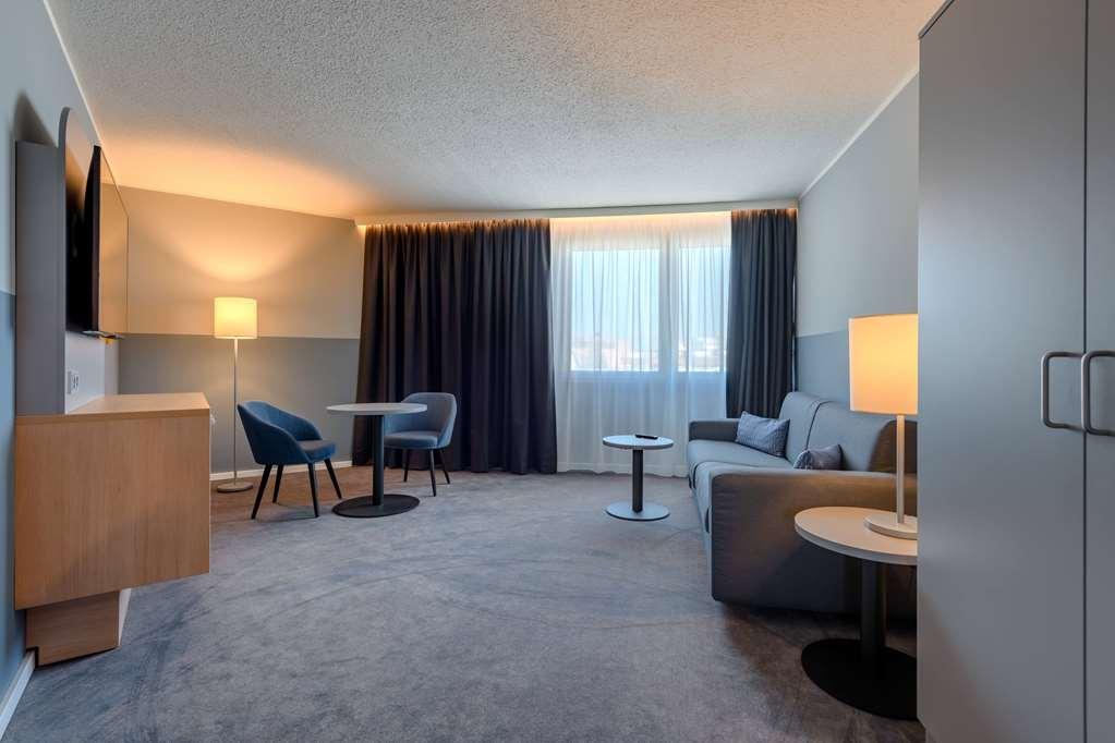 Vienna House Easy By Wyndham Frankfurt Airport Hotel Kelsterbach Bilik gambar