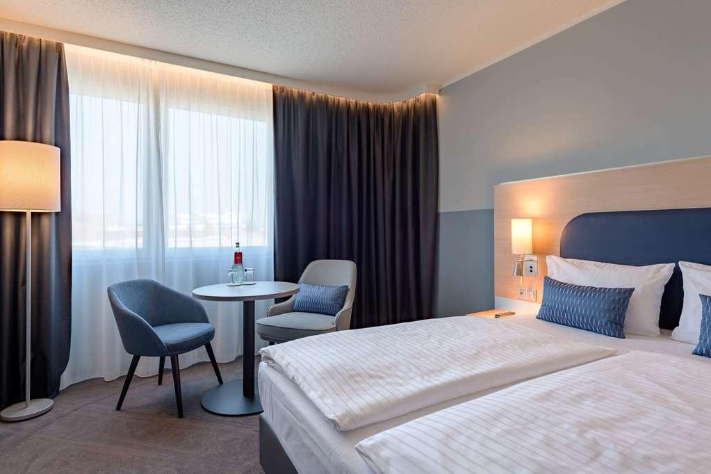 Vienna House Easy By Wyndham Frankfurt Airport Hotel Kelsterbach Bilik gambar