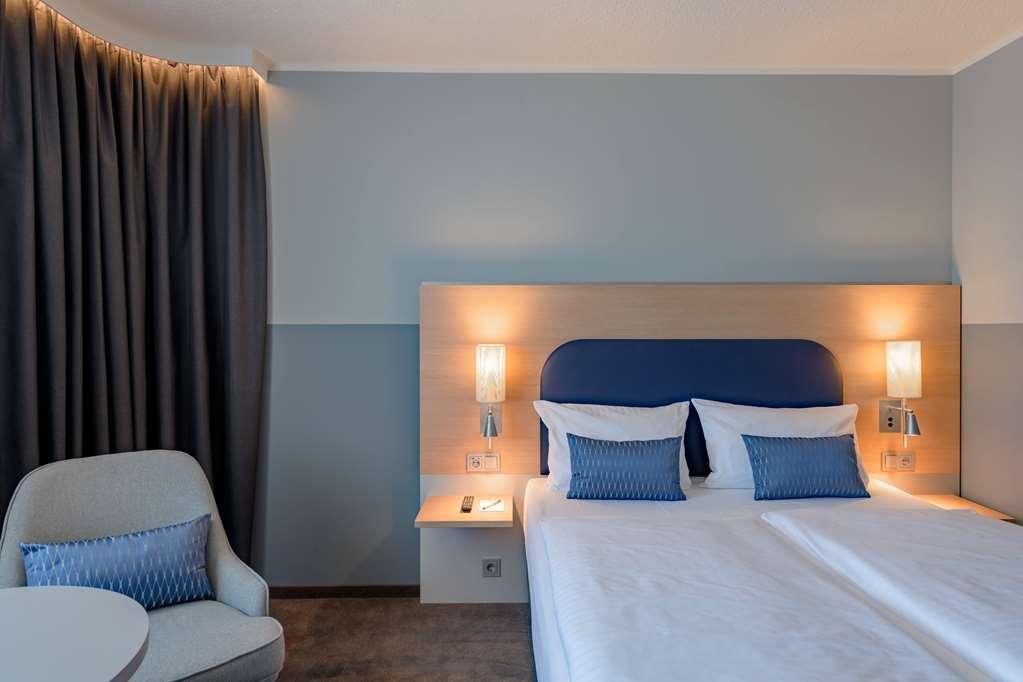 Vienna House Easy By Wyndham Frankfurt Airport Hotel Kelsterbach Bilik gambar